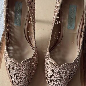 Betsey Johnson rose cut out pink studded high heels